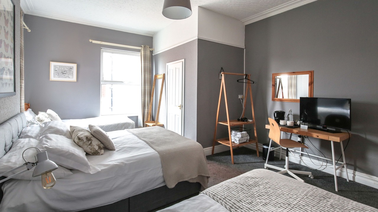 Photo of Others in Hoole