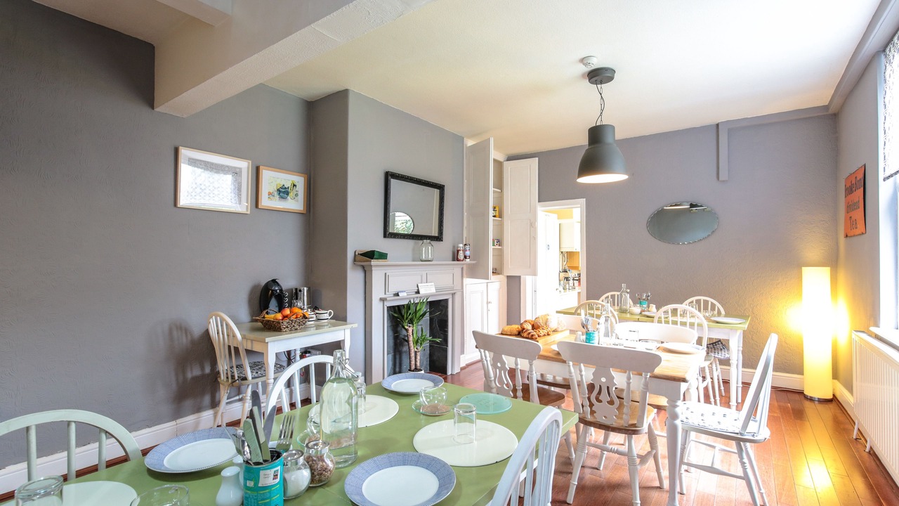 Photo of Others in Hoole