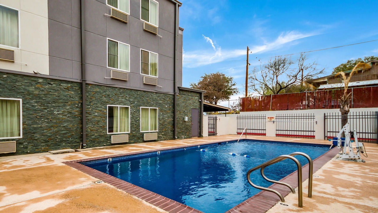 Photo of Outdoor in Laredo