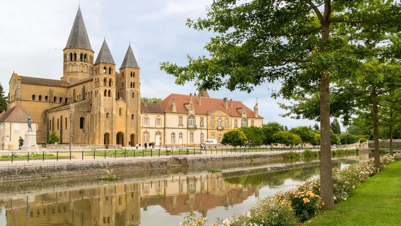 Photo of Others in Paray-le-Monial