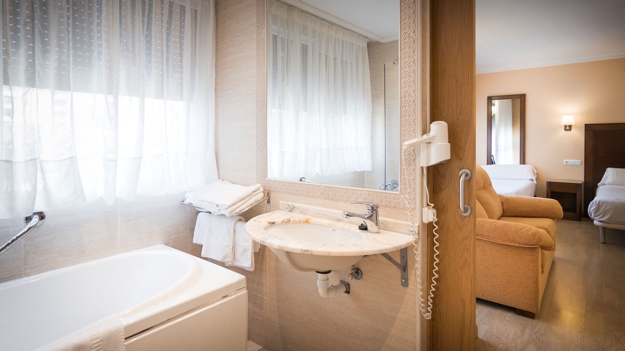 Photo of Bathroom in Burgos