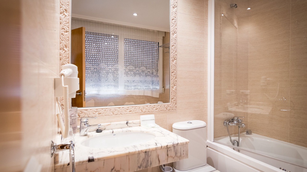 Photo of Bathroom in Burgos