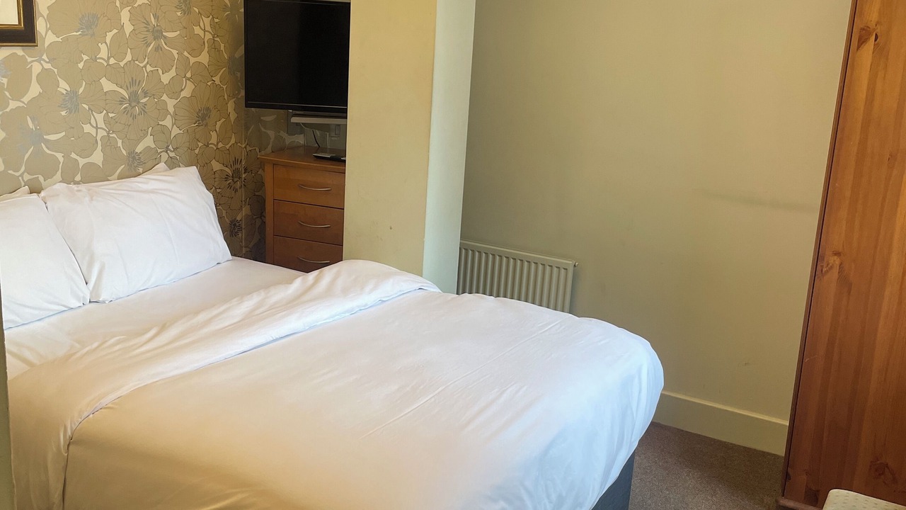 Photo of Bedroom in Reading