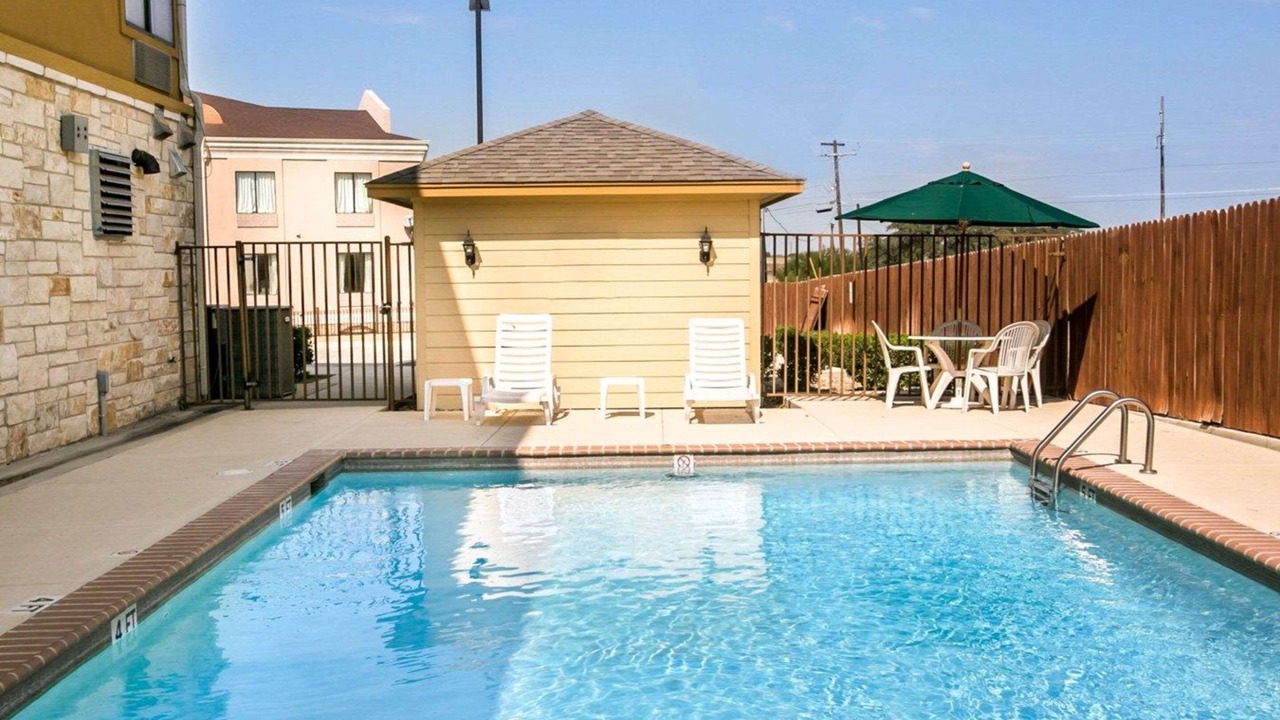 Photo of Outdoor in Gonzales