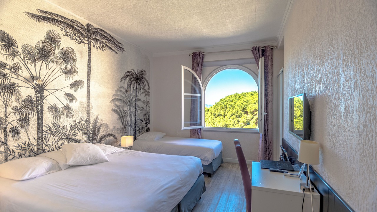 Photo of Bedroom in Sainte-Maxime City Centre