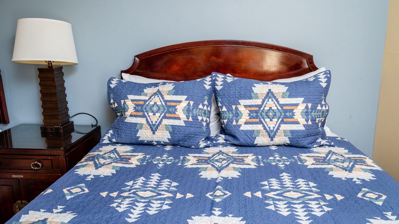 Photo of Bedroom in Cascade Locks