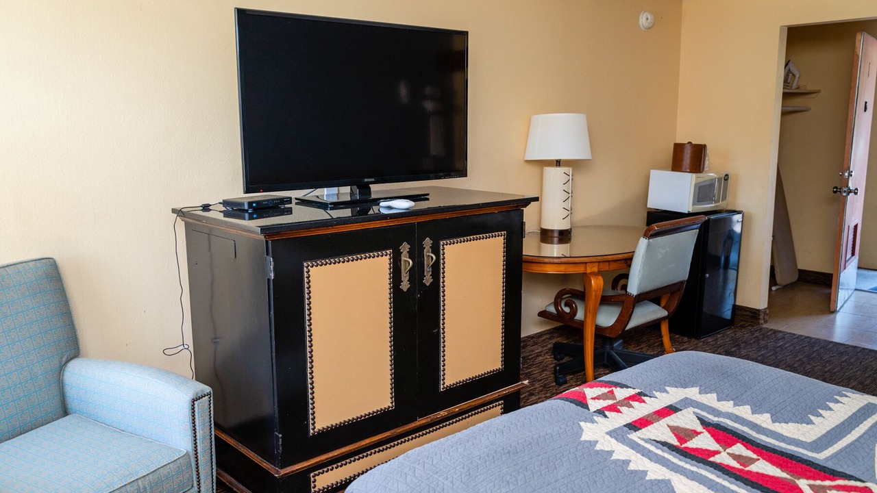 Photo of Bedroom in Cascade Locks