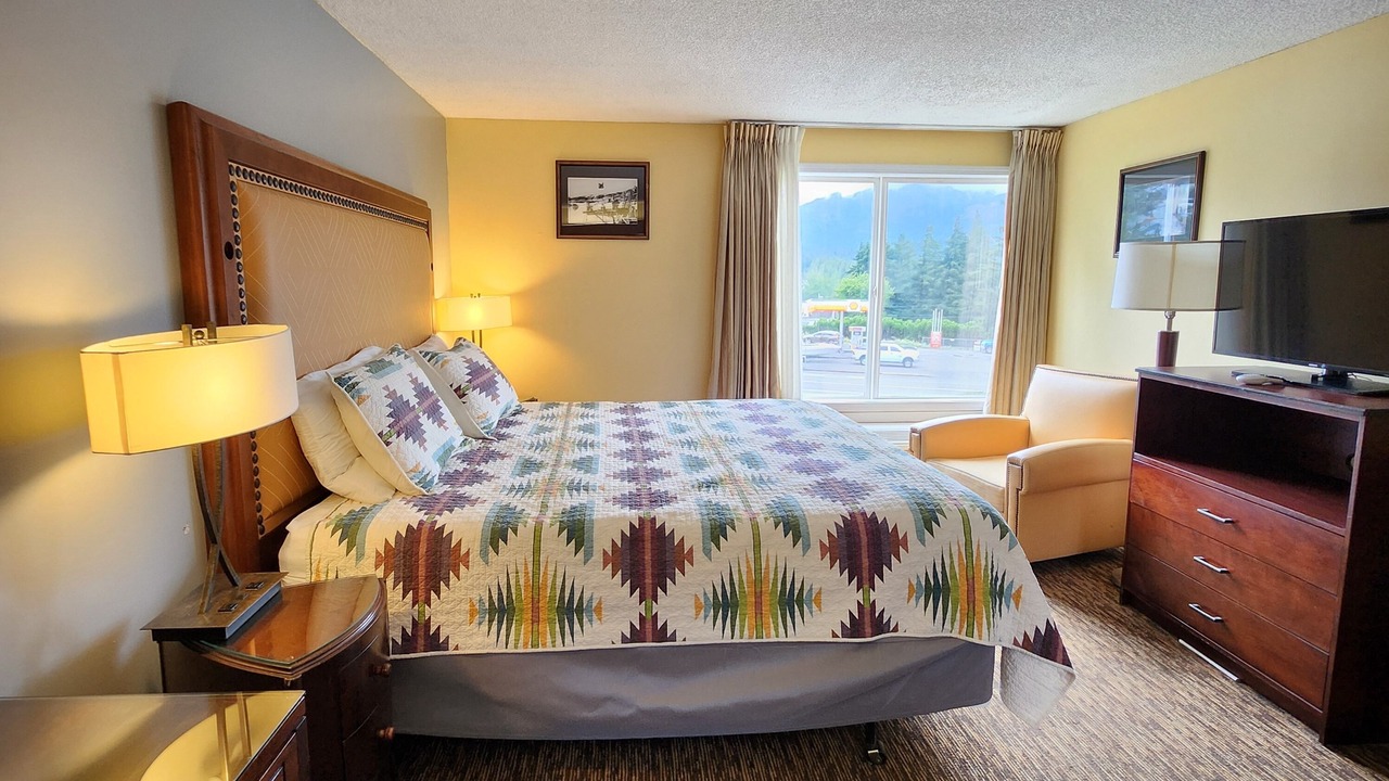 Photo of Bedroom in Cascade Locks