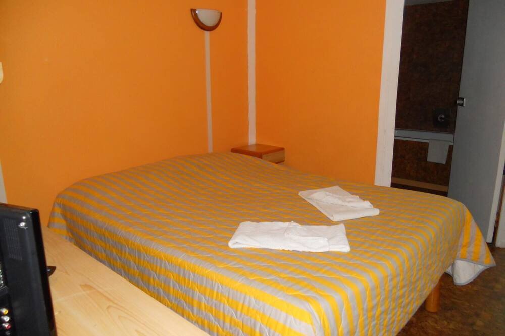 Photo of Bedroom in Appoigny