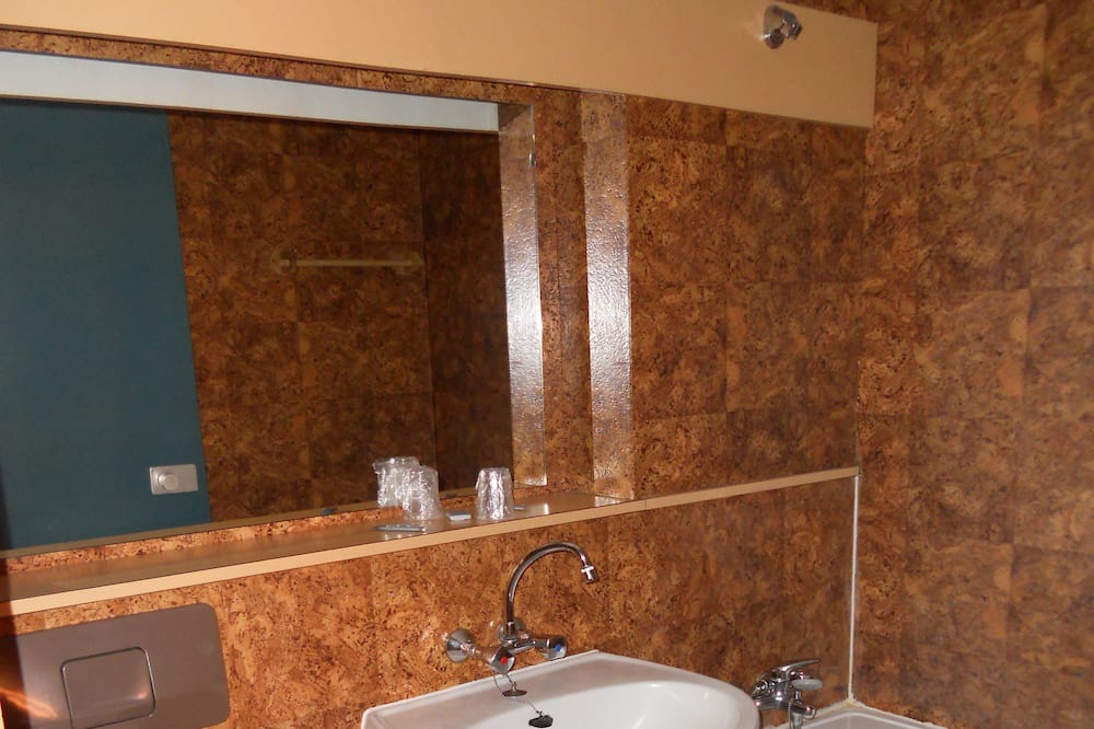Photo of Bathroom in Appoigny