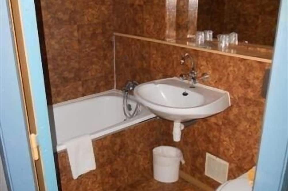 Photo of Bathroom in Appoigny