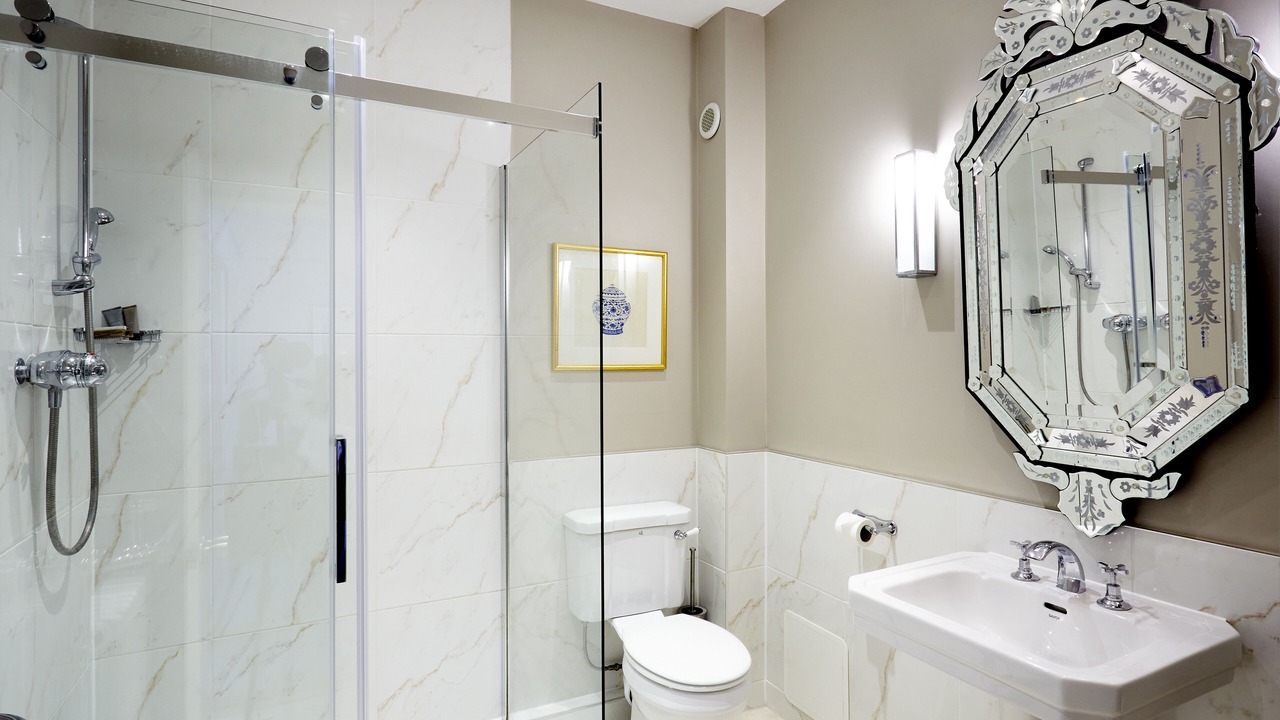 Photo of Bathroom in Tetbury