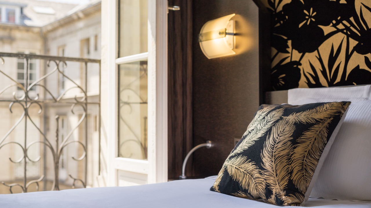 Photo of Bedroom in Graslin - Commerce
