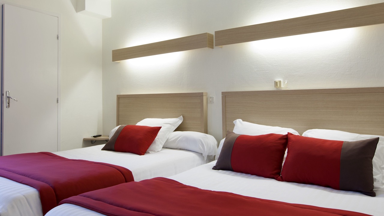 Photo of Bedroom in Talensac-Pont Morand