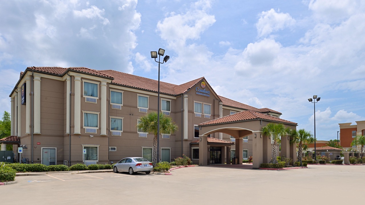 Photo of Outdoor in Winnie