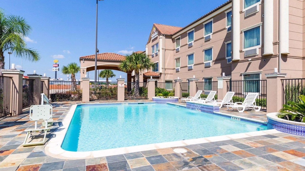 Photo of Outdoor in Winnie