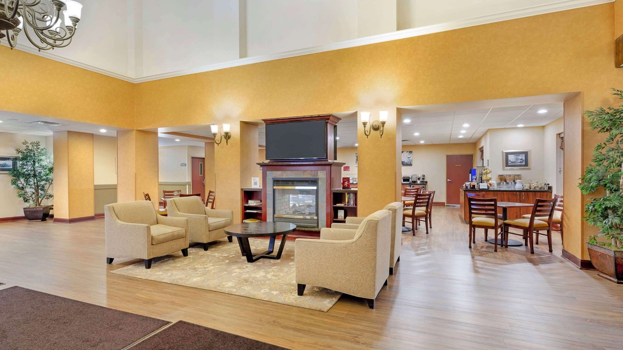 Photo of Others in Victor