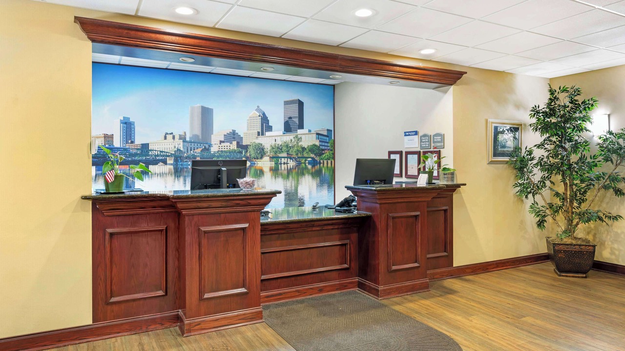 Photo of Others in Victor