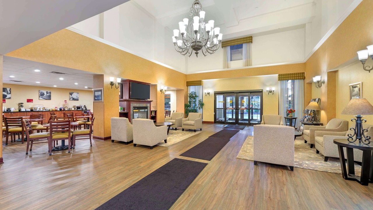 Photo of Others in Victor