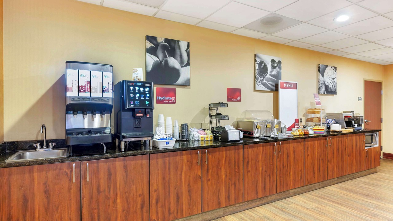 Photo of Others in Victor