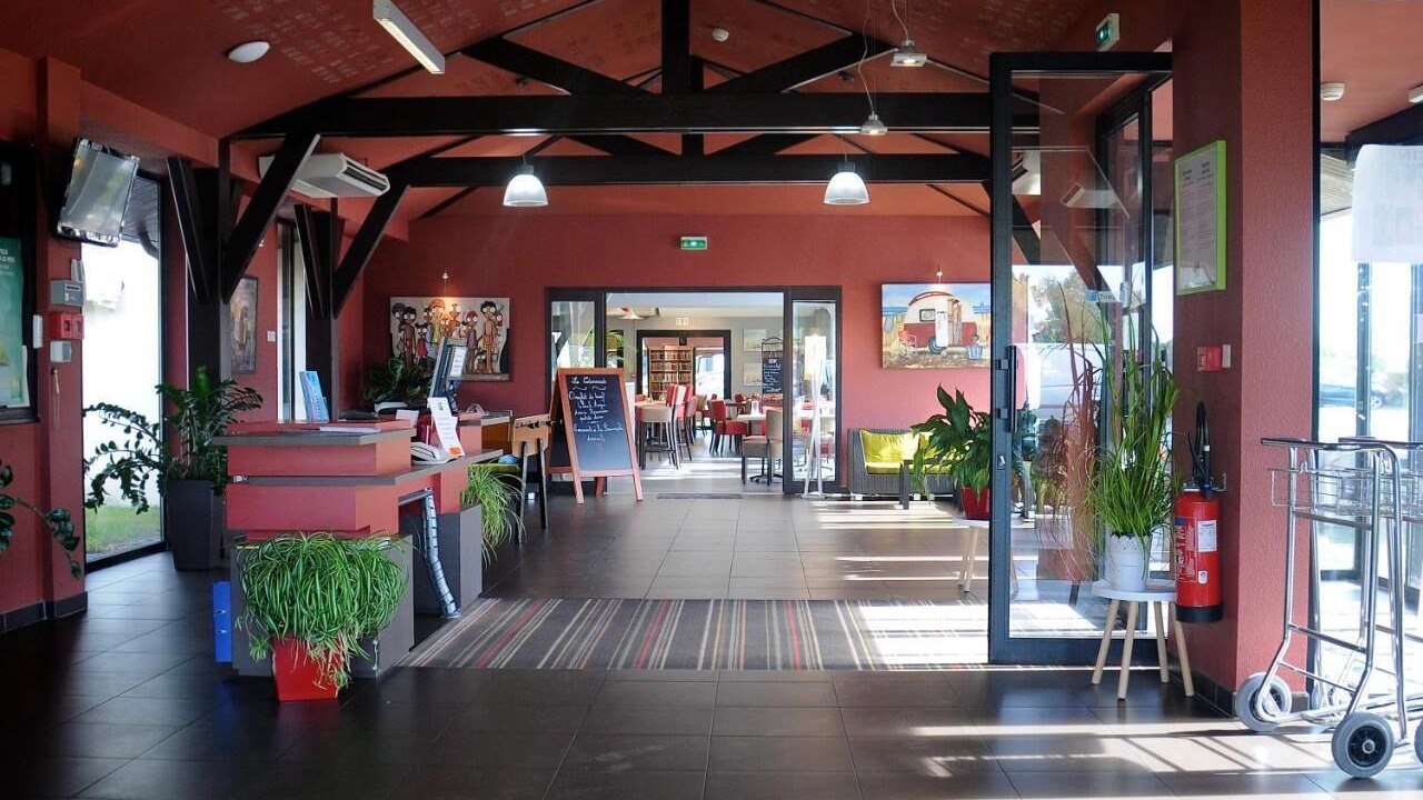 Photo of Others in Segre