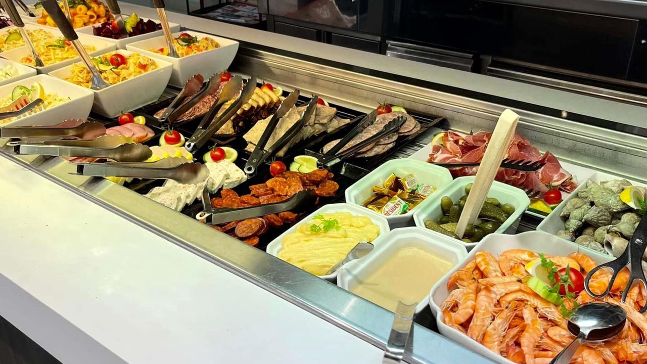 Photo of Others in Segre