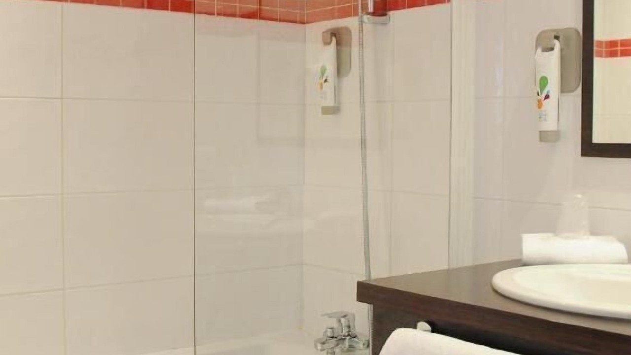 Photo of Others in Segre