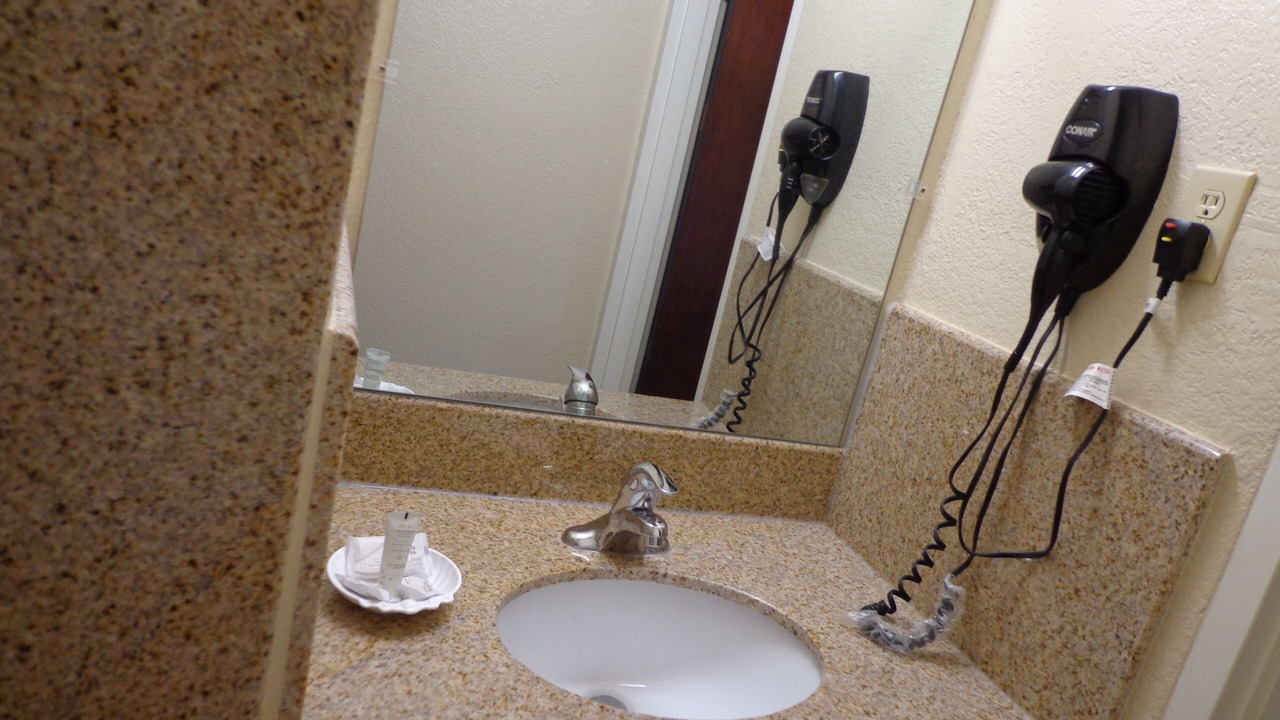 Photo of Bathroom in Warren