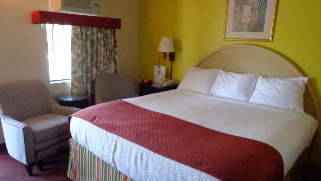 Photo of Bedroom in Warren