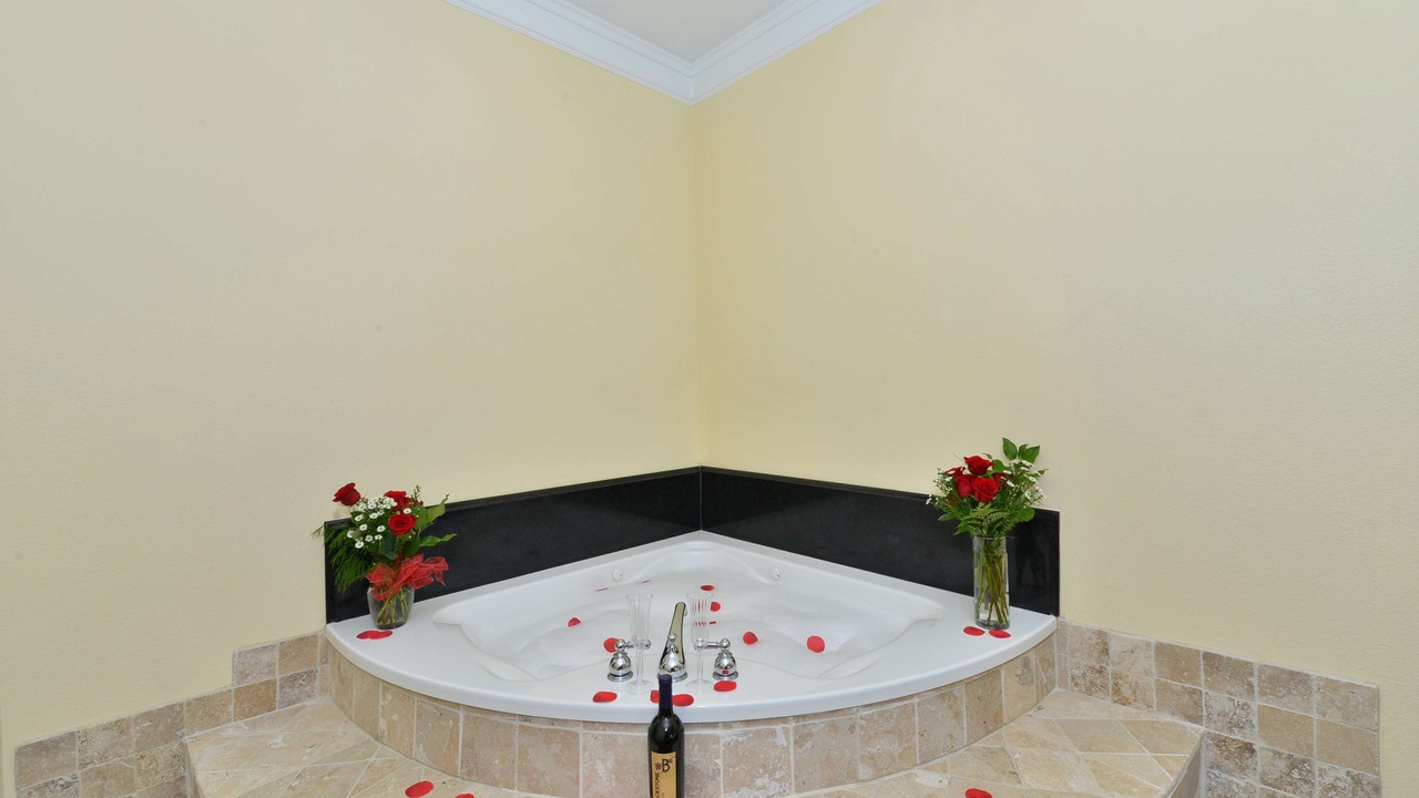 Photo of Others in Edna