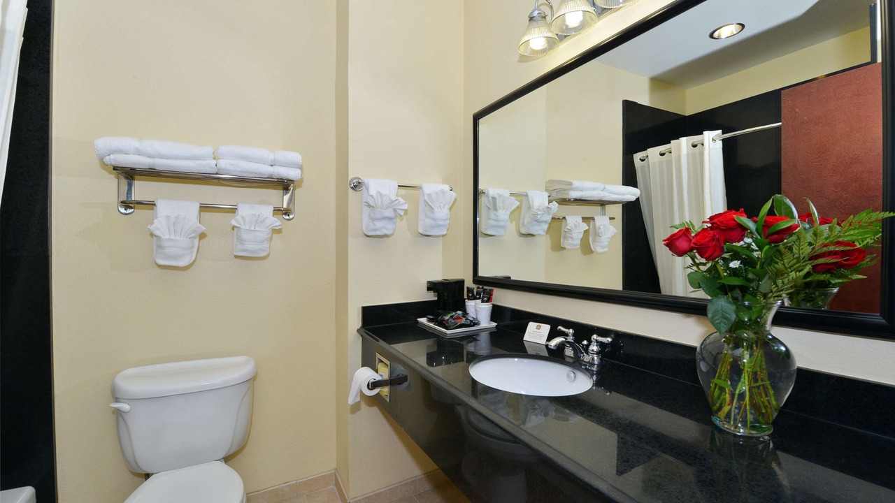 Photo of Others in Edna