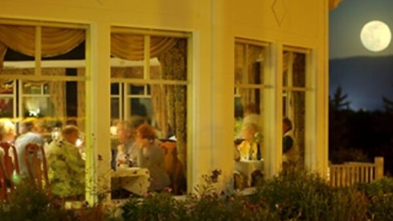 Photo of Outdoor in Hale's Location