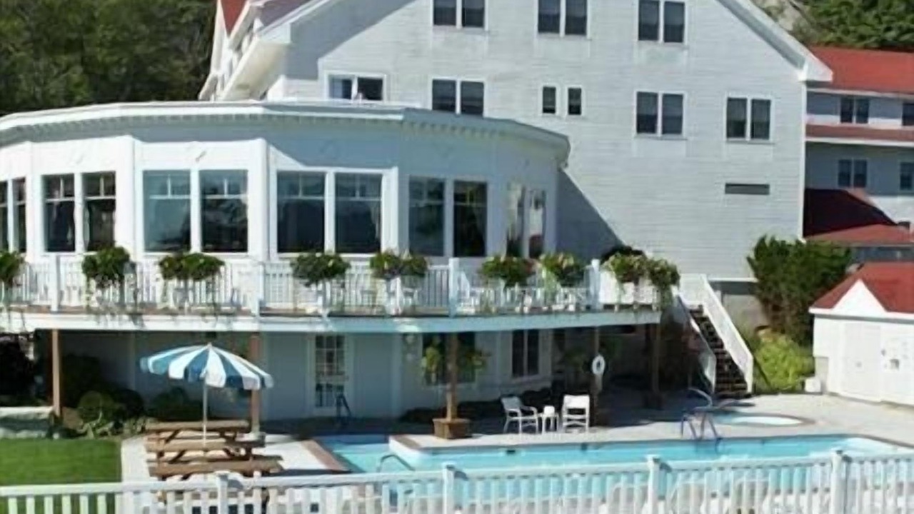 Photo of Outdoor in Hale's Location