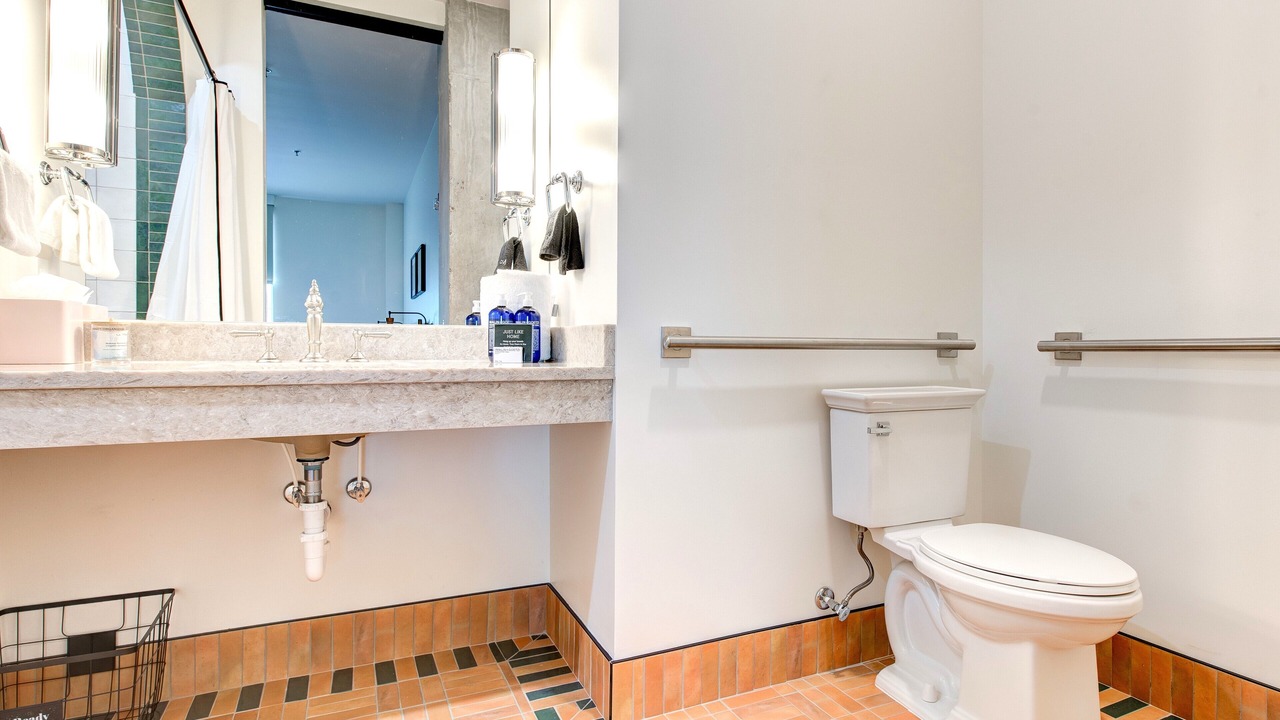 Photo of Others in Lexington