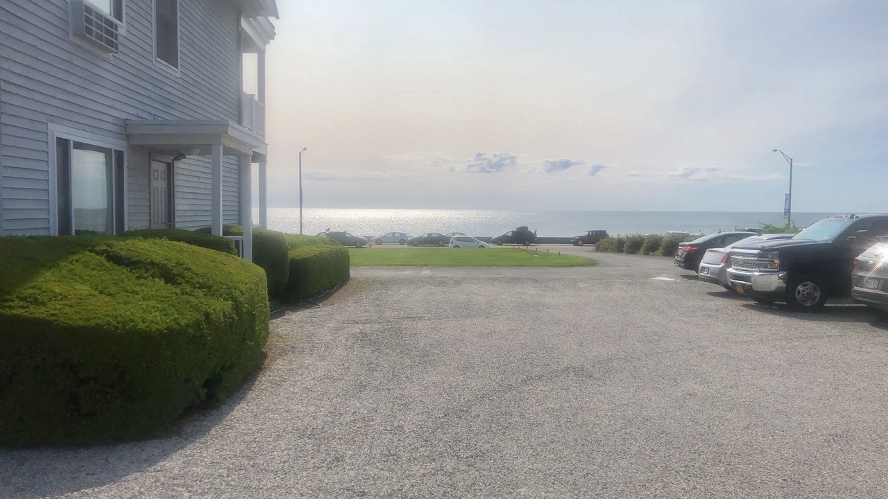 Photo of Others in Narragansett Pier