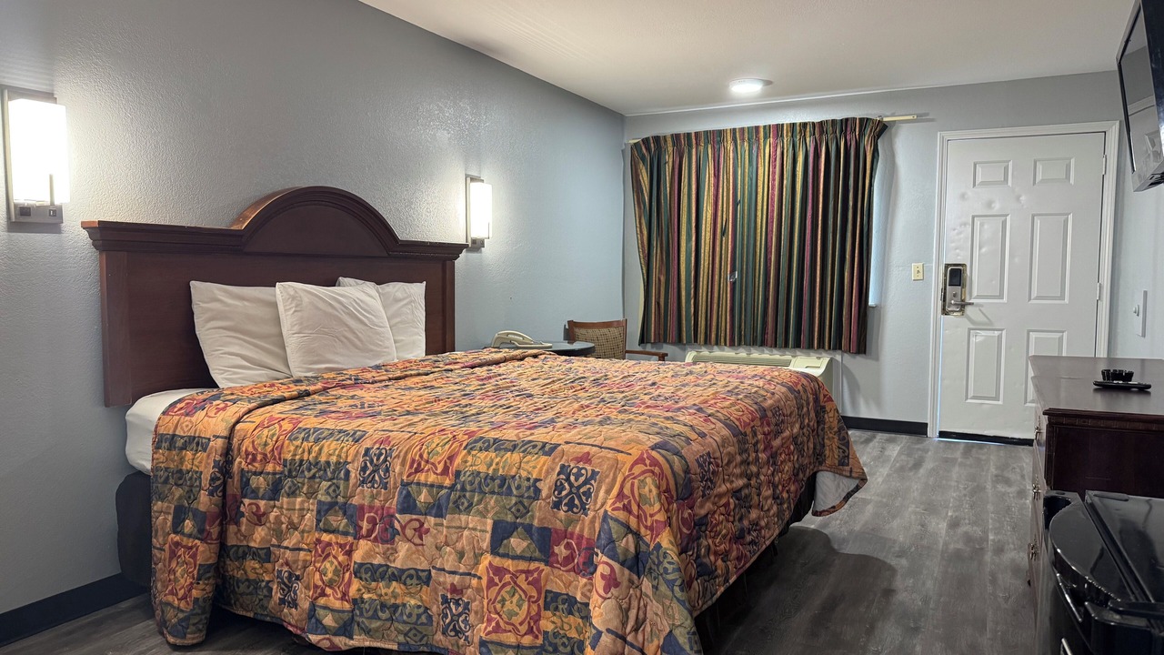 Photo of Bedroom in Claremore