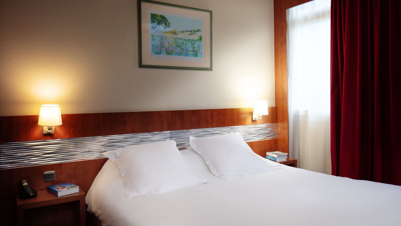 Photo of Bedroom in Portet-sur-Garonne