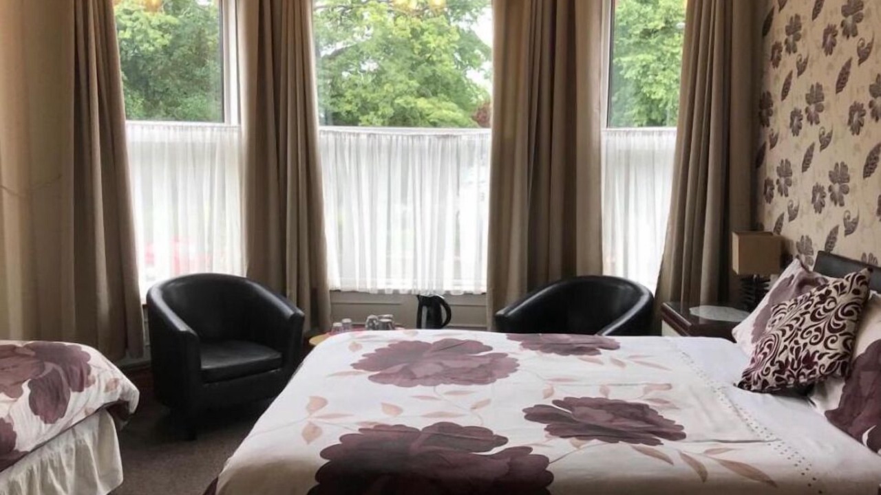 Photo of Others in Hoole