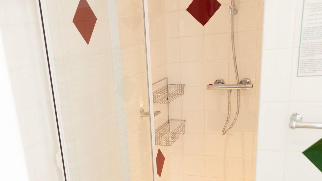 Photo of Bathroom in Torquay City Centre