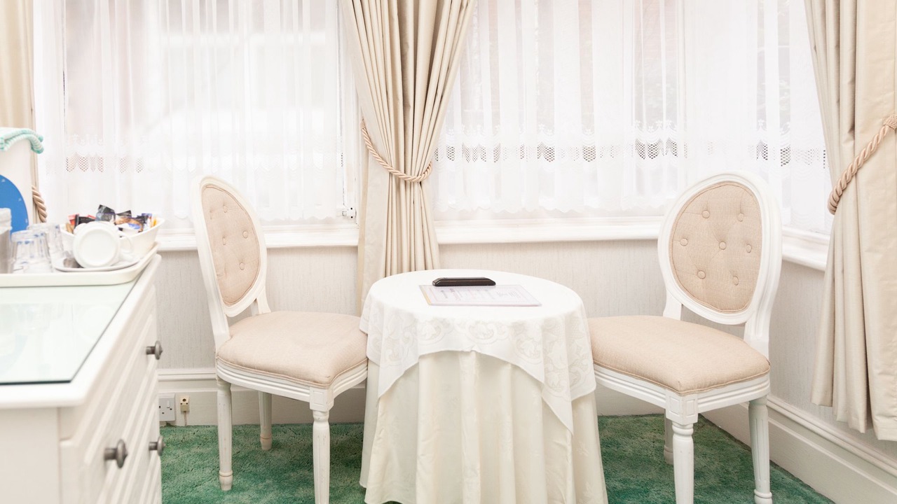 Photo of Bedroom in Torquay City Centre