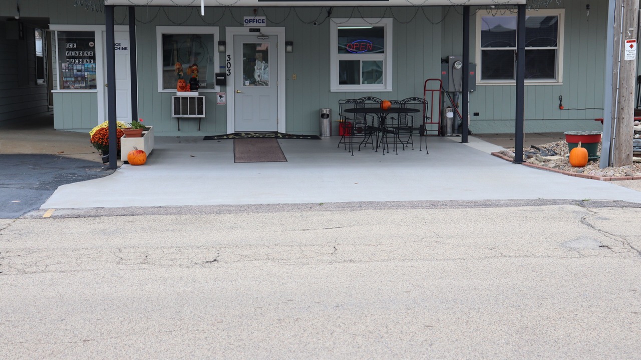 Photo of Others in Sparta