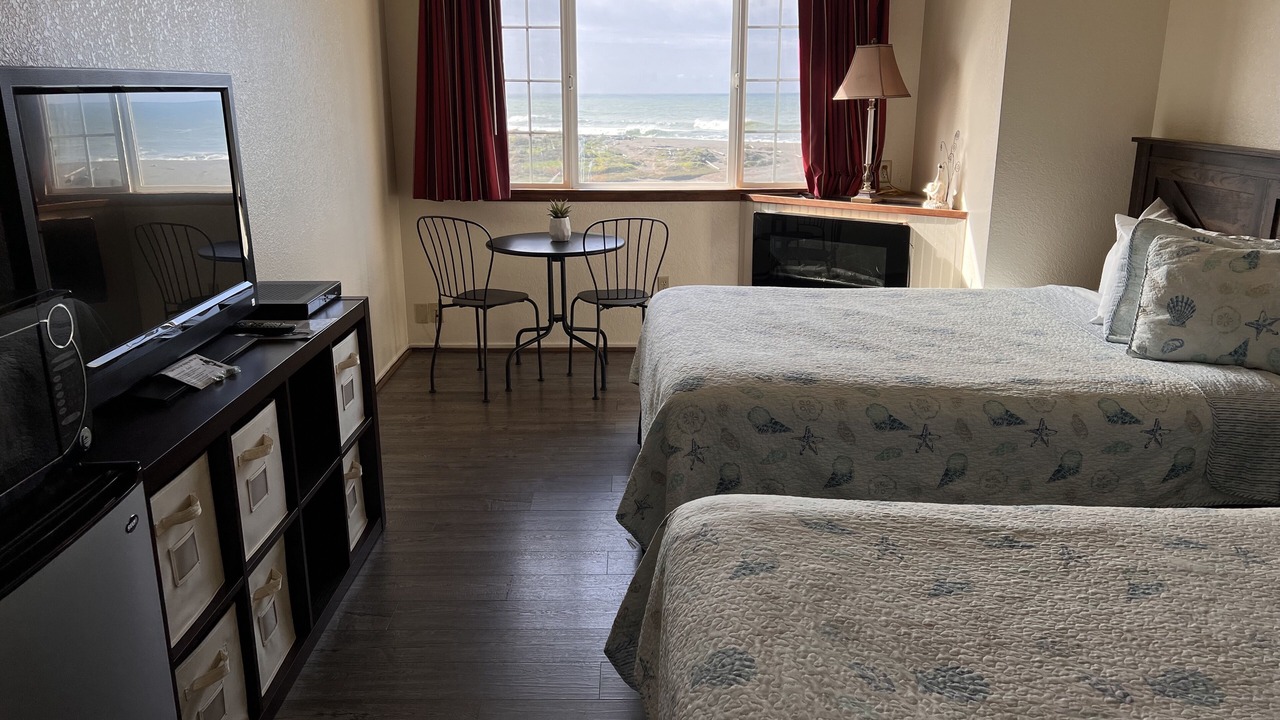 Photo of Bedroom in Gualala