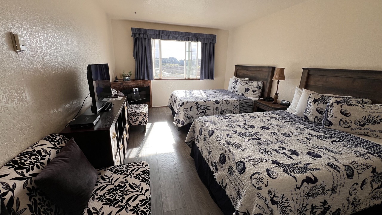 Photo of Bedroom in Gualala