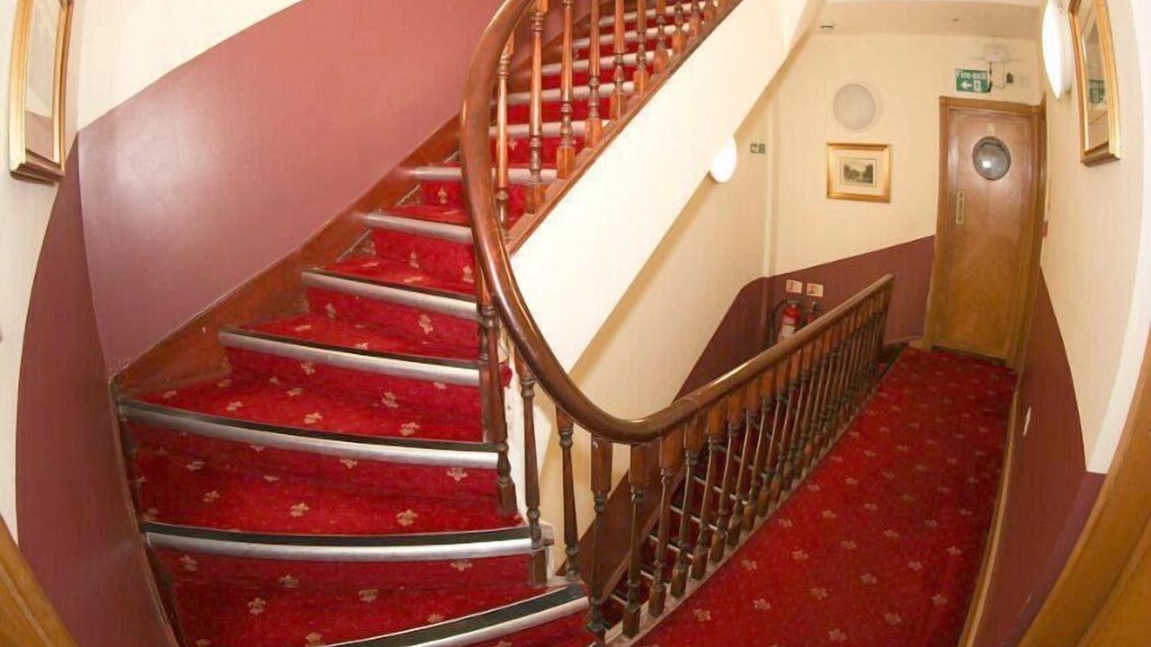 Photo of Others in Holland Park