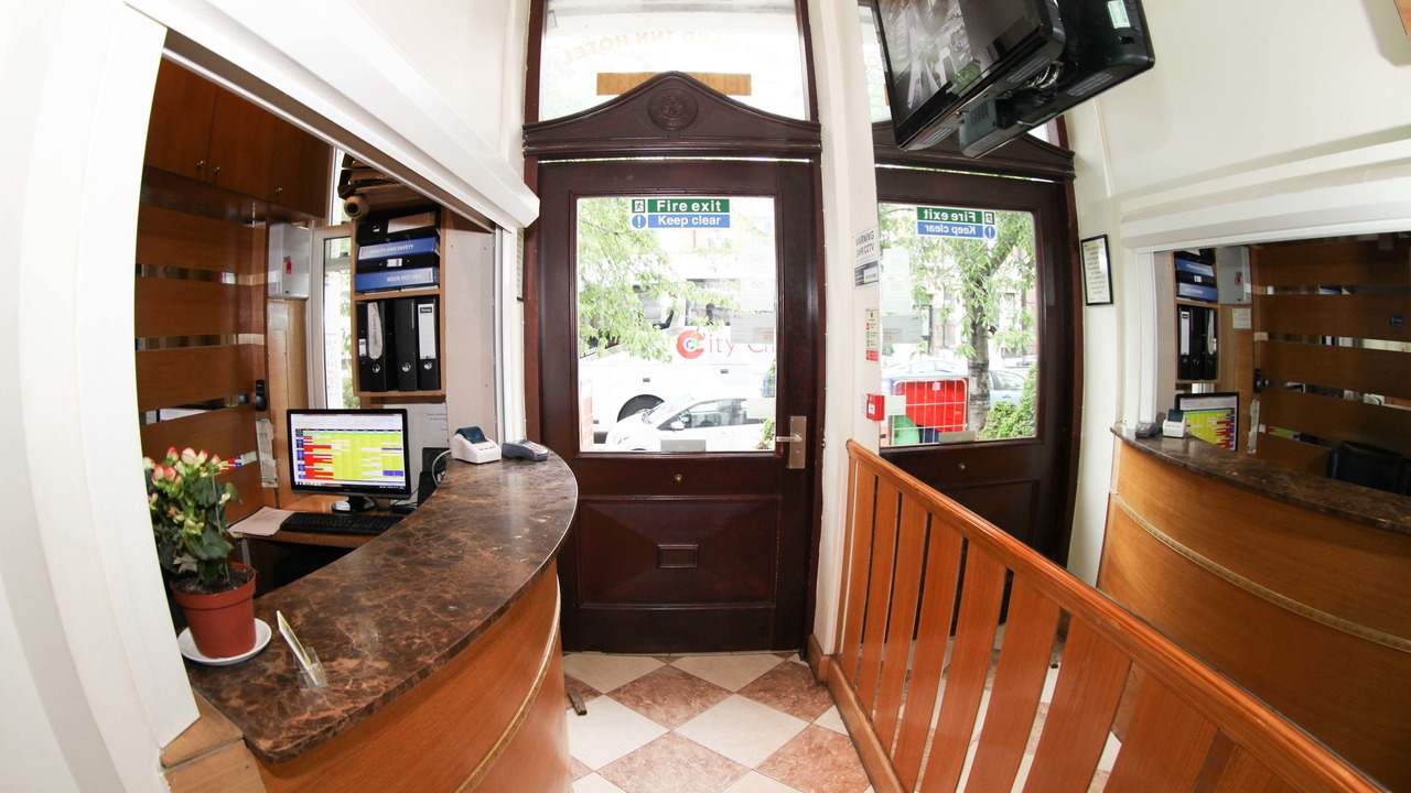 Photo of Others in Holland Park