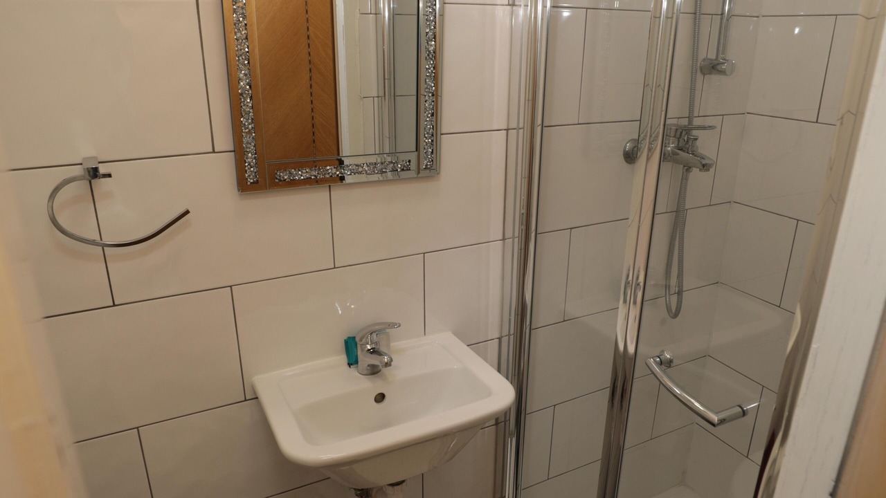 Photo of Bathroom in Holland Park