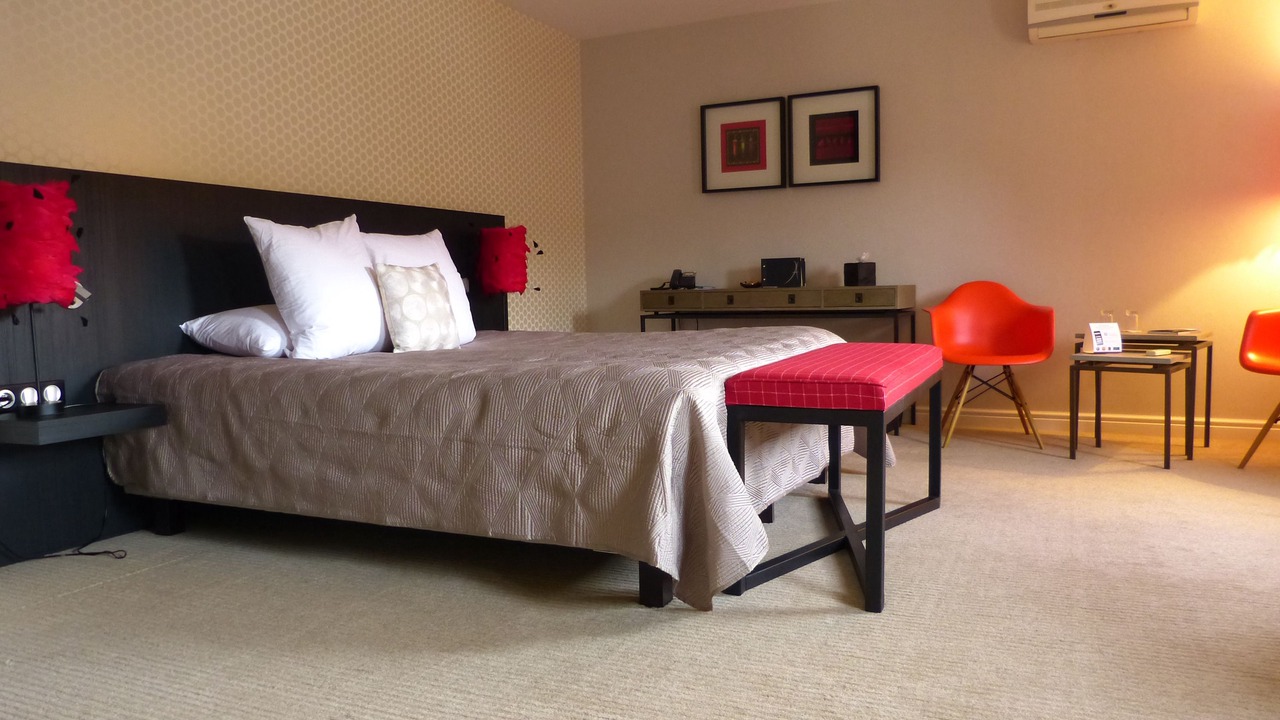 Photo of Bedroom in Saint-Ouen-les-Vignes