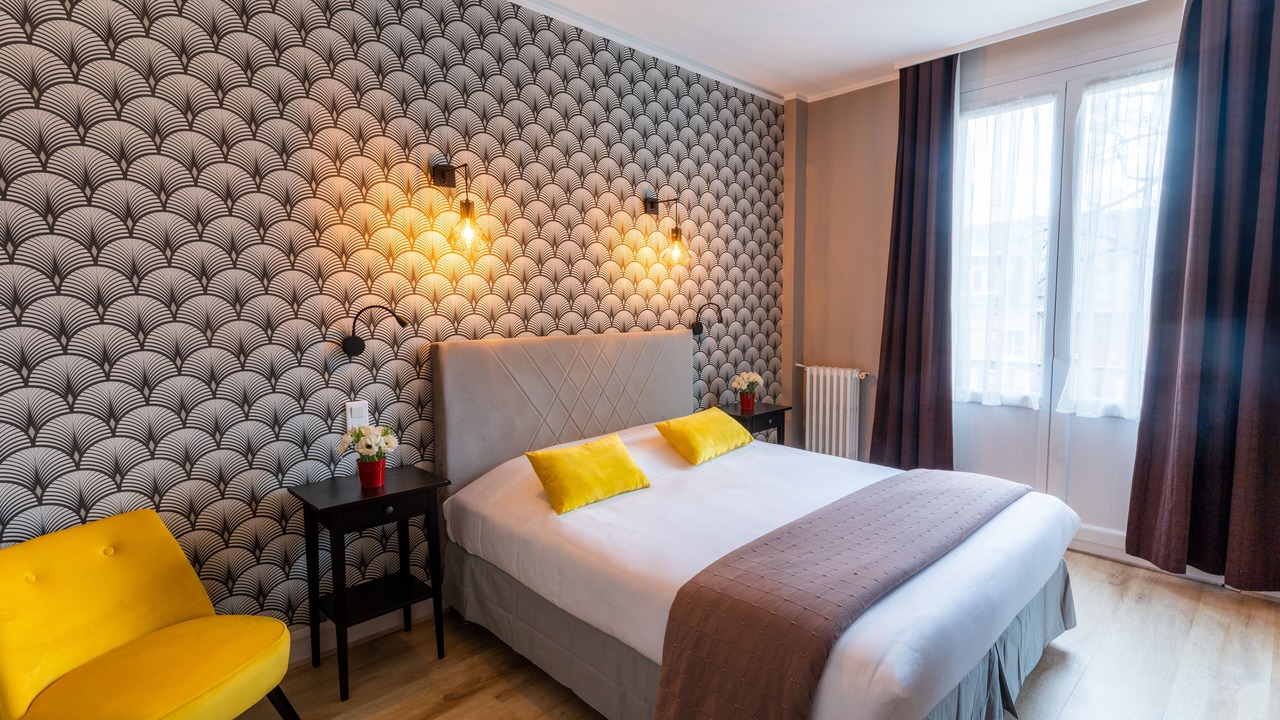 Photo of Bedroom in Lisieux