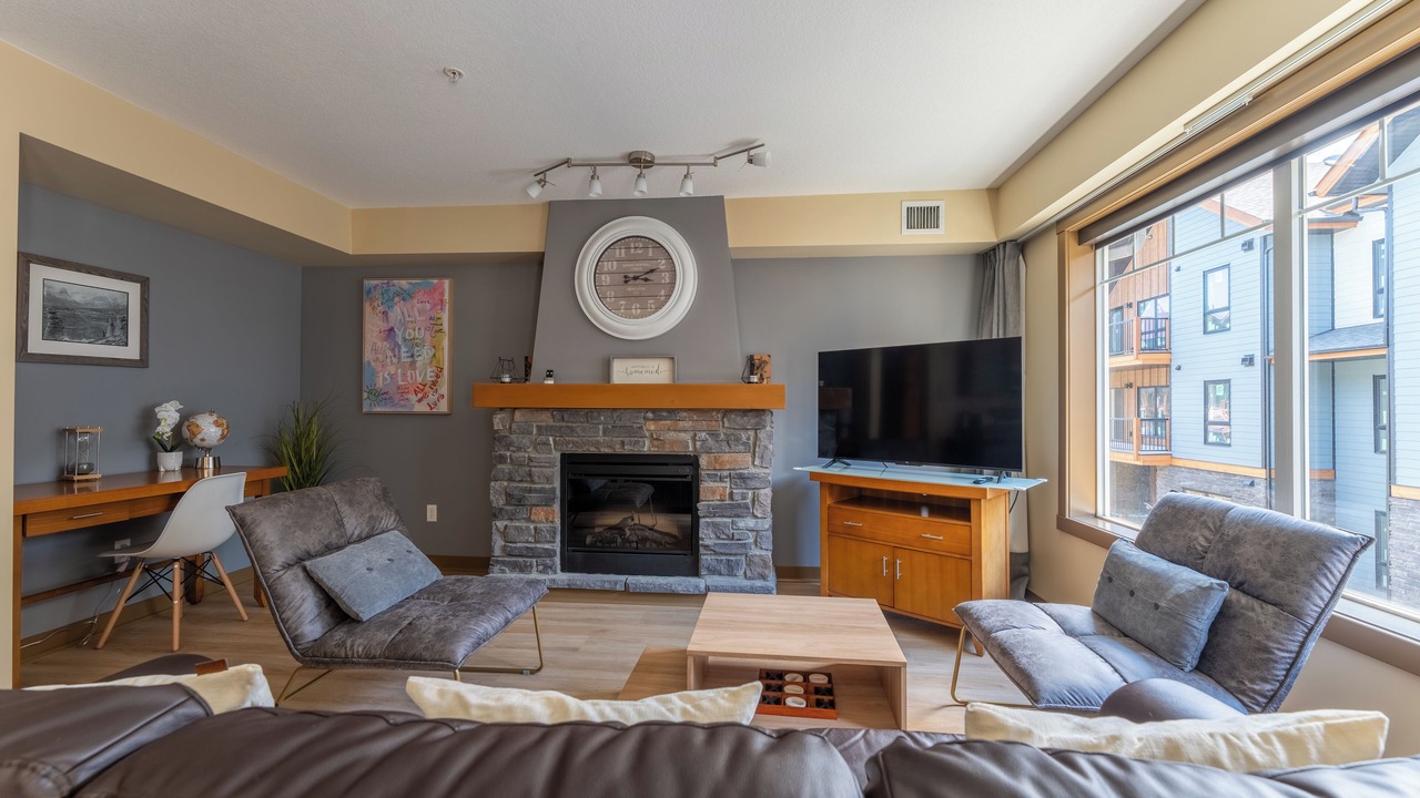 Photo of Livingroom in Copperstone Resort