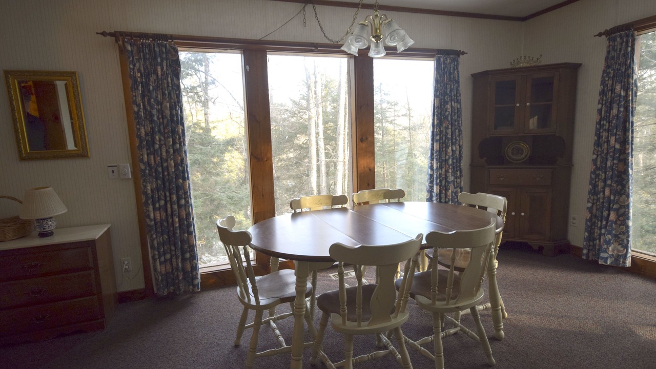 Photo of Livingroom in Waterbury Center